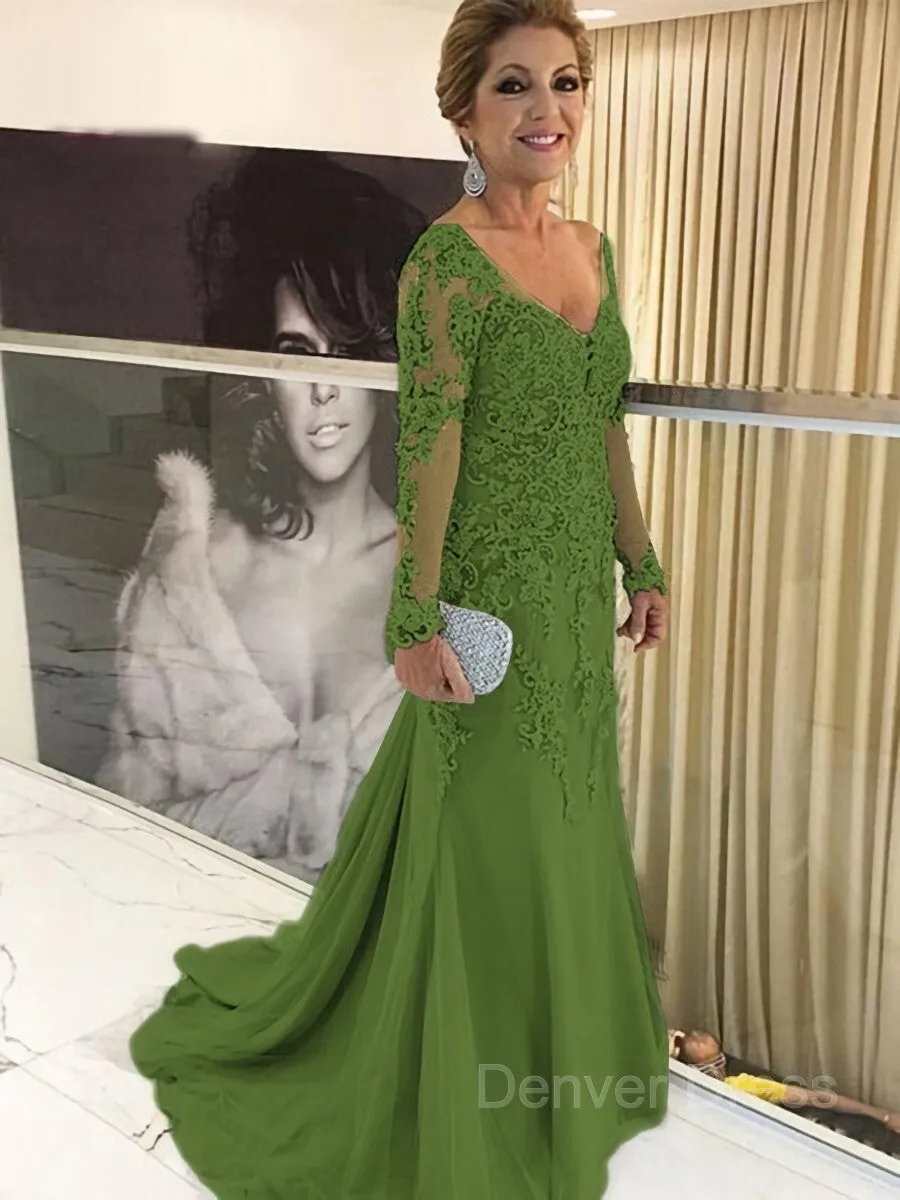 Sheath V-neck Sweep Train Tulle Mother of the Bride Dresses With Appliques Lace